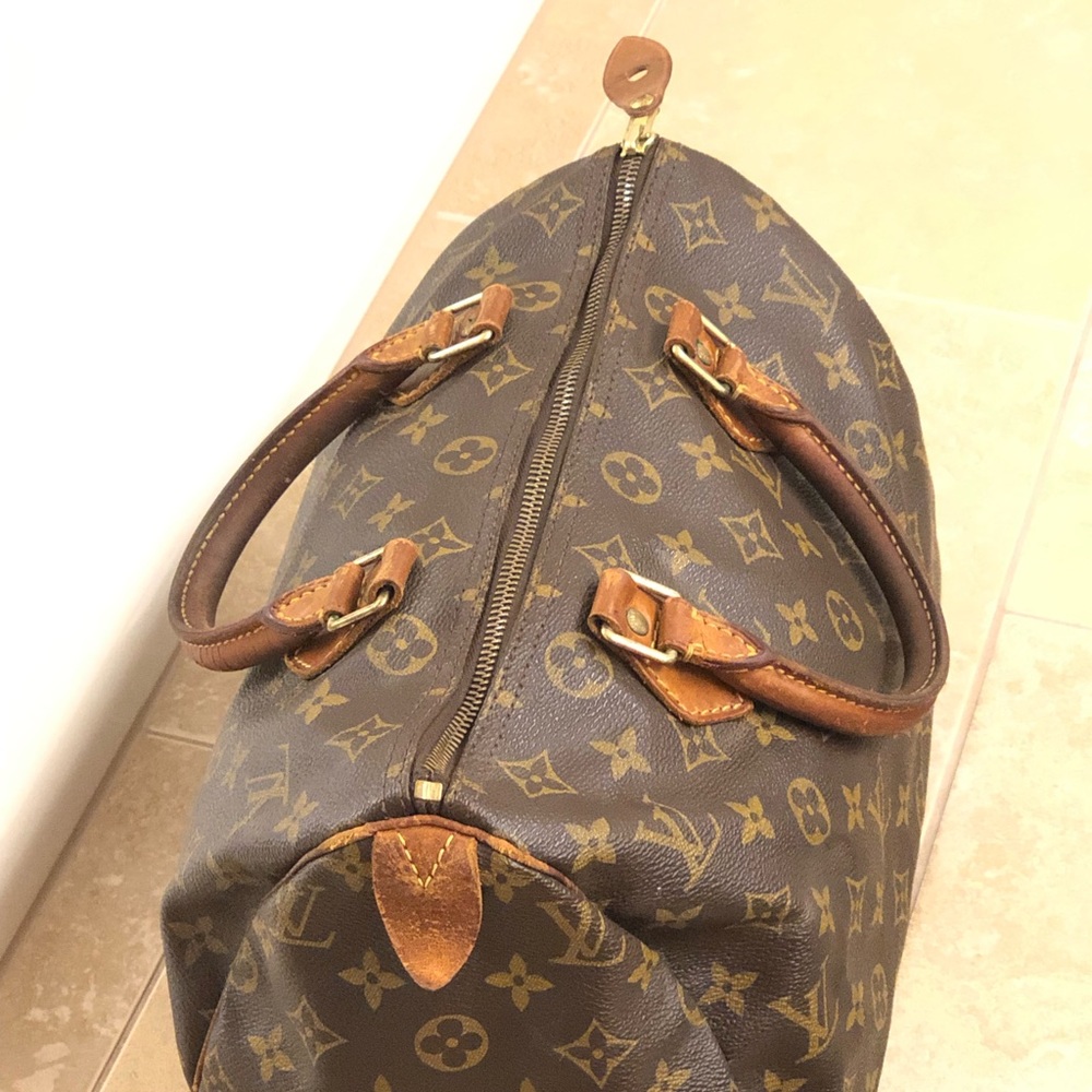 Louis Vuitton Speedy 30 bag